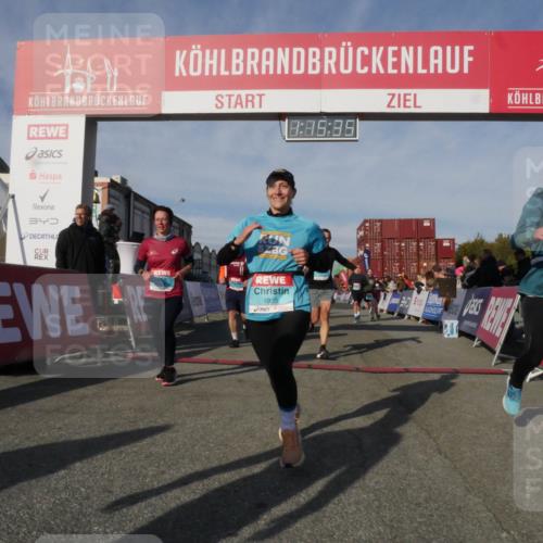 03.10.2025 - Köhlbrandbrückenlauf Matties Gatica Varas http://msf.ph/oto/9168374 03.10.2025 10:15:37 Ziel 1228, 1337, 1390, 1637, 1666, 1779, 1879, 1905, 2017, 2079, 2368, 2454, 2719, 2929, 3069, 3482, 3773, 3788 meine-sportfotos.de