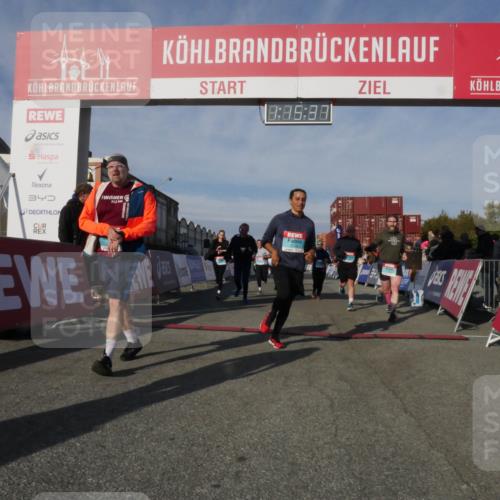 03.10.2025 - Köhlbrandbrückenlauf Matties Gatica Varas http://msf.ph/oto/9168378 03.10.2025 10:15:38 Ziel 1228, 1337, 1390, 1637, 1666, 1779, 1879, 2017, 2079, 2368, 2454, 2719, 2929, 2996, 3069, 3773, 3788 meine-sportfotos.de