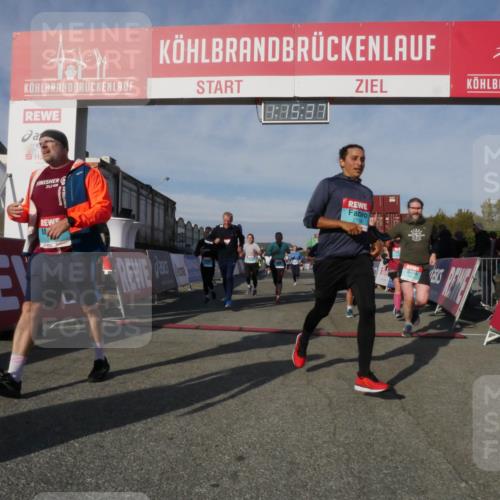 03.10.2025 - Köhlbrandbrückenlauf Matties Gatica Varas http://msf.ph/oto/9168379 03.10.2025 10:15:39 Ziel 1228, 1337, 1390, 1492, 1565, 1637, 1666, 1779, 1879, 2017, 2079, 2368, 2454, 2929, 2996, 3069, 3219, 3220, 3773, 3788 meine-sportfotos.de