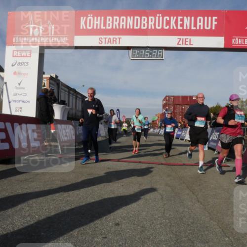 03.10.2025 - Köhlbrandbrückenlauf Matties Gatica Varas http://msf.ph/oto/9168381 03.10.2025 10:15:40 Ziel 1228, 1337, 1492, 1565, 1779, 1879, 2079, 2118, 2368, 2454, 2929, 2996, 3069, 3219, 3220, 3725, 3773, 3788 meine-sportfotos.de