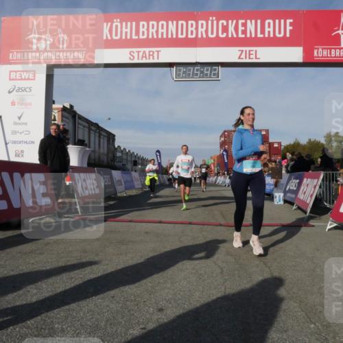 03.10.2025 - Köhlbrandbrückenlauf Matties Gatica Varas http://msf.ph/oto/9168389 03.10.2025 10:15:44 Ziel 1228, 1446, 1492, 1529, 1565, 1752, 1879, 2118, 2368, 2454, 2929, 2996, 3069, 3219, 3220, 3276, 3580, 3725, 3748 meine-sportfotos.de