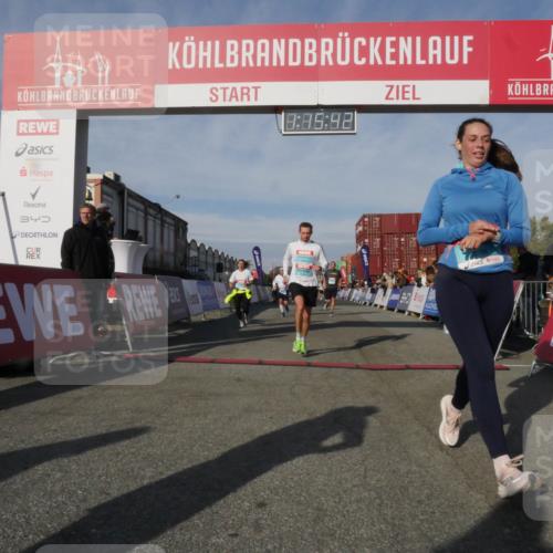 03.10.2025 - Köhlbrandbrückenlauf Matties Gatica Varas http://msf.ph/oto/9168390 03.10.2025 10:15:44 Ziel 1228, 1446, 1492, 1529, 1565, 1752, 1879, 2118, 2368, 2454, 2929, 2996, 3069, 3219, 3220, 3276, 3580, 3725, 3748 meine-sportfotos.de