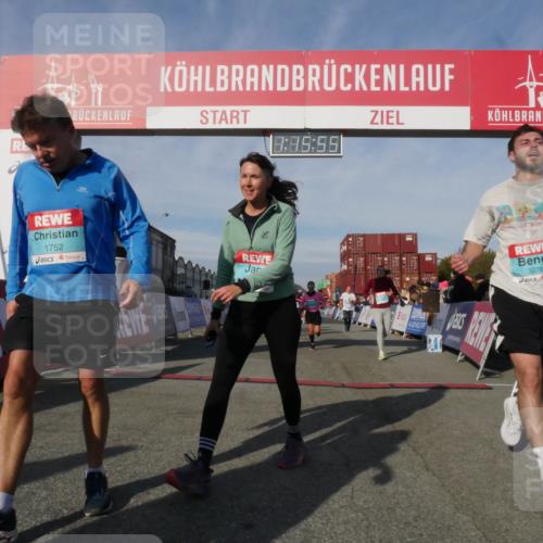 03.10.2025 - Köhlbrandbrückenlauf Matties Gatica Varas http://msf.ph/oto/9168413 03.10.2025 10:15:56 Ziel 1314, 1537, 2056, 2155, 2392, 2758, 2813, 2816, 2878, 2954, 2956, 3106, 3107, 3727, 3816, 3827 meine-sportfotos.de