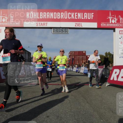 03.10.2025 - Köhlbrandbrückenlauf Matties Gatica Varas http://msf.ph/oto/9168423 03.10.2025 10:16:01 Ziel 1276, 1314, 1537, 1745, 1796, 1907, 1979, 2064, 2155, 2392, 2878, 2954, 2956, 3327, 3727 meine-sportfotos.de