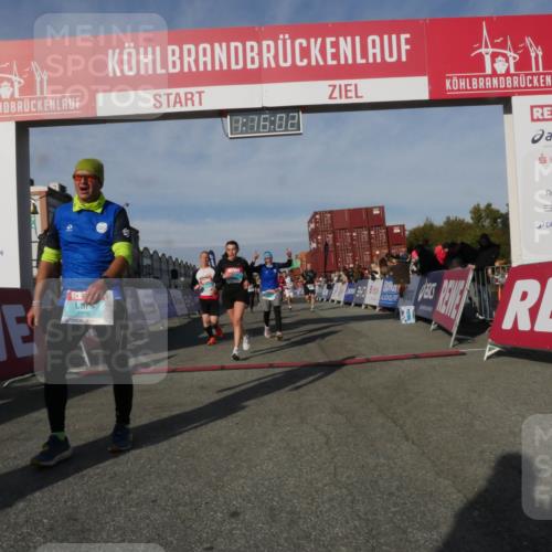 03.10.2025 - Köhlbrandbrückenlauf Matties Gatica Varas http://msf.ph/oto/9168429 03.10.2025 10:16:04 Ziel 1276, 1314, 1498, 1537, 1745, 1796, 1907, 1979, 2064, 2155, 2392, 2878, 2954, 3327, 3507, 3727 meine-sportfotos.de
