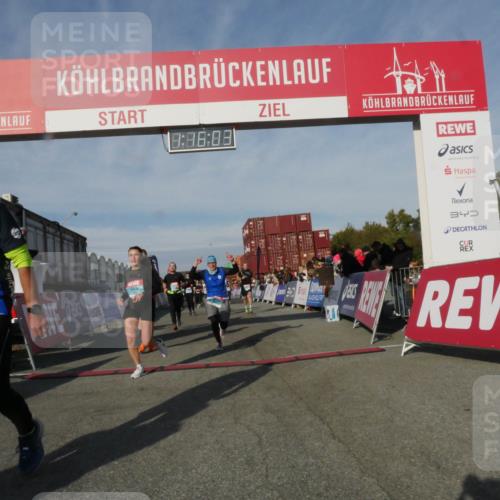 03.10.2025 - Köhlbrandbrückenlauf Matties Gatica Varas http://msf.ph/oto/9168430 03.10.2025 10:16:04 Ziel 1276, 1314, 1498, 1537, 1745, 1796, 1907, 1979, 2064, 2155, 2392, 2878, 2954, 3327, 3507, 3727 meine-sportfotos.de