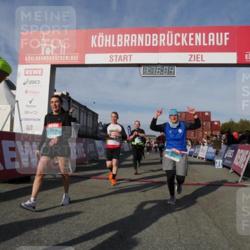 03.10.2025 - Köhlbrandbrückenlauf Matties Gatica Varas http://msf.ph/oto/9168433 03.10.2025 10:16:06 Ziel 1276, 1498, 1530, 1537, 1745, 1796, 1907, 1979, 2064, 2285, 2392, 2878, 3063, 3327, 3459, 3507, 3727 meine-sportfotos.de