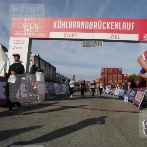 03.10.2025 - Köhlbrandbrückenlauf Matties Gatica Varas http://msf.ph/oto/9168441 03.10.2025 10:16:10 Ziel 1276, 1498, 1530, 1591, 1745, 1796, 1907, 2064, 2285, 2957, 3063, 3327, 3446, 3450, 3459, 3488, 3507, 3726, 3751 meine-sportfotos.de