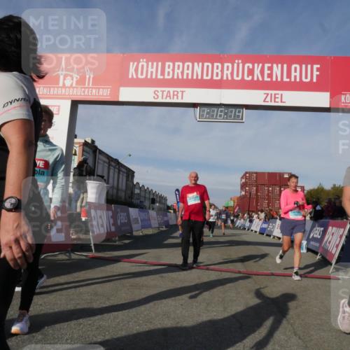 03.10.2025 - Köhlbrandbrückenlauf Matties Gatica Varas http://msf.ph/oto/9168453 03.10.2025 10:16:15 Ziel 1453, 1498, 1530, 1591, 1821, 2285, 2422, 2423, 2957, 3047, 3048, 3049, 3063, 3213, 3446, 3450, 3459, 3488, 3507, 3726, 3751 meine-sportfotos.de