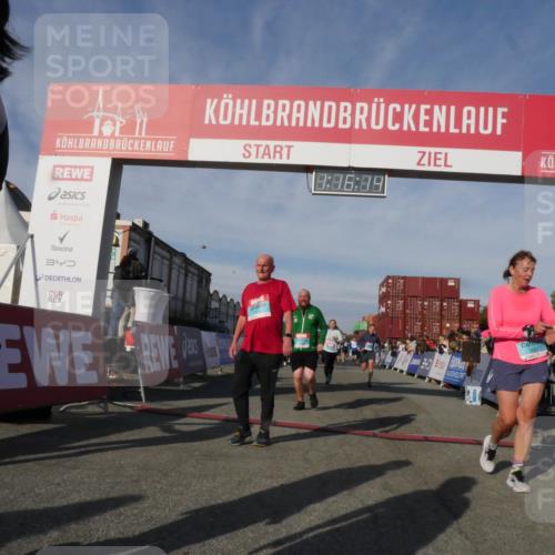 03.10.2025 - Köhlbrandbrückenlauf Matties Gatica Varas http://msf.ph/oto/9168455 03.10.2025 10:16:16 Ziel 1453, 1530, 1591, 1821, 2285, 2422, 2423, 2724, 2957, 3047, 3048, 3049, 3063, 3213, 3446, 3450, 3459, 3488, 3726, 3751 meine-sportfotos.de