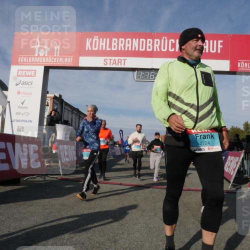 03.10.2025 - Köhlbrandbrückenlauf Matties Gatica Varas http://msf.ph/oto/9168484 03.10.2025 10:16:30 Ziel 2165, 2254, 2293, 2448, 2902, 2945, 3576 meine-sportfotos.de