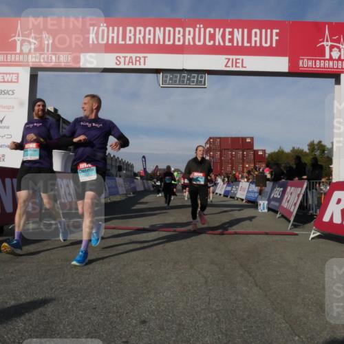 03.10.2025 - Köhlbrandbrückenlauf Matties Gatica Varas http://msf.ph/oto/9168619 03.10.2025 10:17:36 Ziel 1481, 1792, 1883, 2172, 2577, 2765, 2768, 2770, 2789, 3172, 3191, 3252, 3265, 3642 meine-sportfotos.de