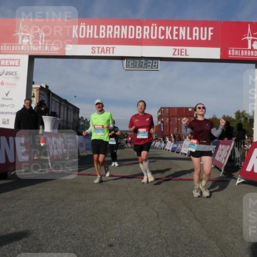 03.10.2025 - Köhlbrandbrückenlauf Matties Gatica Varas http://msf.ph/oto/9168628 03.10.2025 10:17:40 Ziel 1213, 1481, 1647, 1792, 1883, 2172, 2577, 2765, 2768, 2770, 3081, 3172, 3265, 3647 meine-sportfotos.de