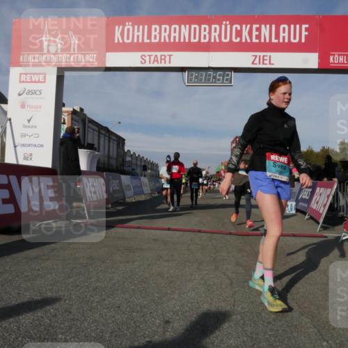 03.10.2025 - Köhlbrandbrückenlauf Matties Gatica Varas http://msf.ph/oto/9168656 03.10.2025 10:17:53 Ziel 1634, 1649, 1659, 1671, 1684, 1695, 1731, 1736, 2088, 2376, 2678, 2825, 2826, 2836, 2905, 3150, 3216, 3268, 3468 meine-sportfotos.de