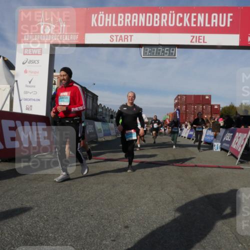 03.10.2025 - Köhlbrandbrückenlauf Matties Gatica Varas http://msf.ph/oto/9168661 03.10.2025 10:17:56 Ziel 1634, 1649, 1659, 1671, 1695, 1731, 1736, 1831, 2088, 2270, 2361, 2376, 2670, 2678, 2836, 2905, 3150, 3268, 3468 meine-sportfotos.de