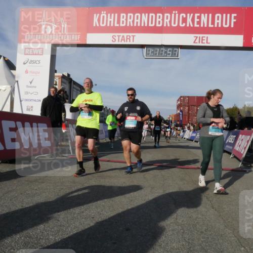 03.10.2025 - Köhlbrandbrückenlauf Matties Gatica Varas http://msf.ph/oto/9168667 03.10.2025 10:17:59 Ziel 1164, 1634, 1649, 1659, 1671, 1736, 1815, 1831, 1941, 2088, 2270, 2361, 2372, 2376, 2499, 2670, 3150, 3156, 3268, 3468 meine-sportfotos.de