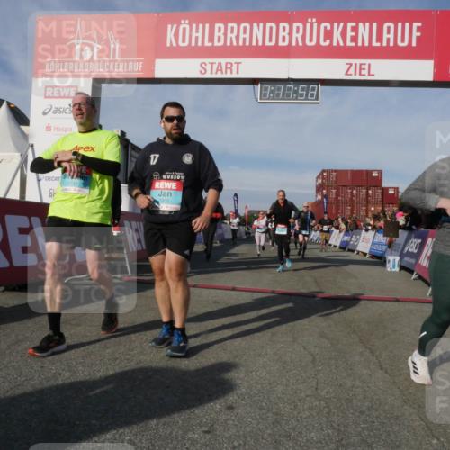 03.10.2025 - Köhlbrandbrückenlauf Matties Gatica Varas http://msf.ph/oto/9168669 03.10.2025 10:18:00 Ziel 1164, 1634, 1649, 1659, 1671, 1736, 1815, 1831, 1941, 2088, 2270, 2361, 2372, 2376, 2499, 2670, 2984, 3150, 3156, 3268, 3468, 3762 meine-sportfotos.de