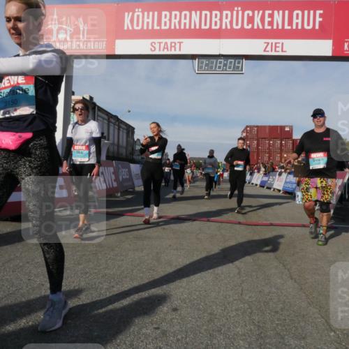 03.10.2025 - Köhlbrandbrückenlauf Matties Gatica Varas http://msf.ph/oto/9168683 03.10.2025 10:18:06 Ziel 1164, 1513, 1815, 1831, 1941, 2270, 2361, 2372, 2499, 2670, 2984, 3017, 3156, 3762 meine-sportfotos.de