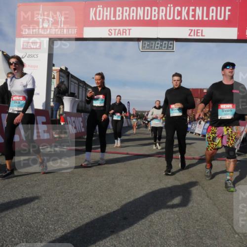 03.10.2025 - Köhlbrandbrückenlauf Matties Gatica Varas http://msf.ph/oto/9168685 03.10.2025 10:18:07 Ziel 1164, 1513, 1812, 1815, 1831, 1941, 2361, 2372, 2499, 2670, 2984, 3017, 3156, 3762 meine-sportfotos.de