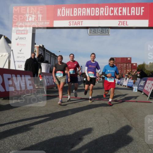 03.10.2025 - Köhlbrandbrückenlauf Matties Gatica Varas http://msf.ph/oto/9168695 03.10.2025 10:18:12 Ziel 1121, 1471, 1513, 1812, 2544, 2984, 3017, 3175, 3486, 3487, 3762, 3826 meine-sportfotos.de
