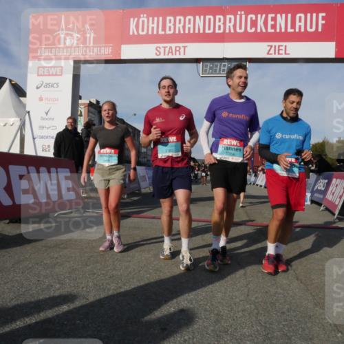 03.10.2025 - Köhlbrandbrückenlauf Matties Gatica Varas http://msf.ph/oto/9168697 03.10.2025 10:18:13 Ziel 1121, 1471, 1513, 1812, 2544, 3017, 3175, 3486, 3487, 3826 meine-sportfotos.de