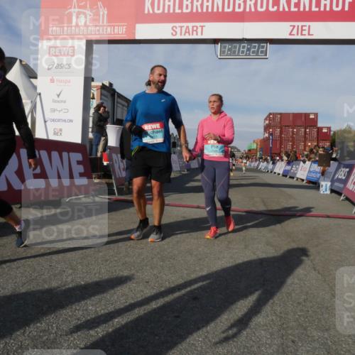03.10.2025 - Köhlbrandbrückenlauf Matties Gatica Varas http://msf.ph/oto/9168720 03.10.2025 10:18:24 Ziel 1485, 1834, 2413, 3176, 3178, 3273, 3308, 3310 meine-sportfotos.de