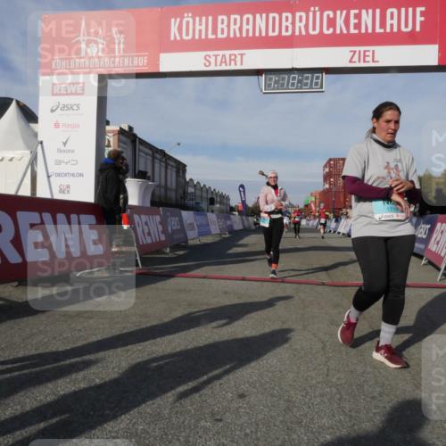 03.10.2025 - Köhlbrandbrückenlauf Matties Gatica Varas http://msf.ph/oto/9168753 03.10.2025 10:18:40 Ziel 1614, 1619, 1778, 1920, 1932, 2168, 2800, 3180, 3833 meine-sportfotos.de