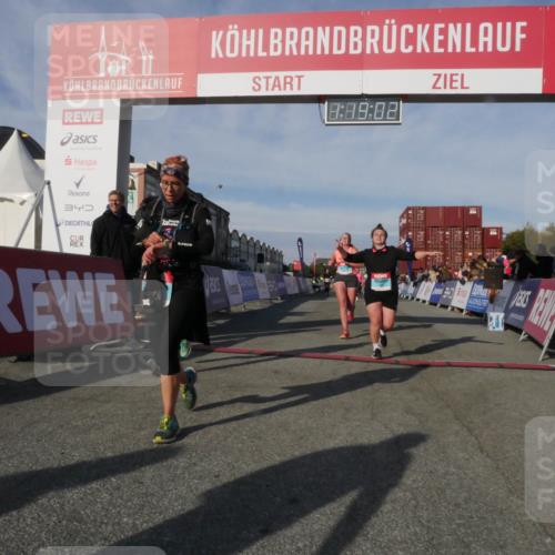 03.10.2025 - Köhlbrandbrückenlauf Matties Gatica Varas http://msf.ph/oto/9168804 03.10.2025 10:19:04 Ziel 1166, 1212, 1295, 1580, 1862, 1868, 2009, 2010, 2675, 2867, 3050, 3051, 3587 meine-sportfotos.de