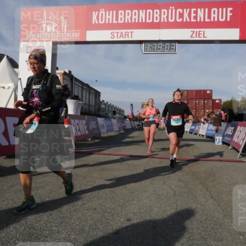 03.10.2025 - Köhlbrandbrückenlauf Matties Gatica Varas http://msf.ph/oto/9168805 03.10.2025 10:19:05 Ziel 1166, 1212, 1295, 1862, 1868, 2009, 2010, 2675, 2867, 3050, 3051, 3587 meine-sportfotos.de