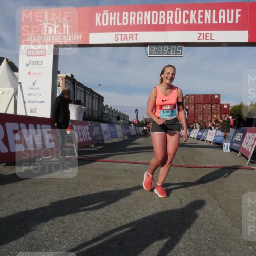 03.10.2025 - Köhlbrandbrückenlauf Matties Gatica Varas http://msf.ph/oto/9168809 03.10.2025 10:19:06 Ziel 1166, 1212, 1295, 1862, 1868, 2009, 2010, 2675, 3050, 3051, 3587 meine-sportfotos.de