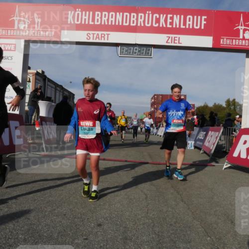 03.10.2025 - Köhlbrandbrückenlauf Matties Gatica Varas http://msf.ph/oto/9168823 03.10.2025 10:19:13 Ziel 1162, 1166, 1372, 1862, 2009, 2010, 2231, 2421, 3050, 3051, 3108, 3505, 3506, 3676, 3732 meine-sportfotos.de
