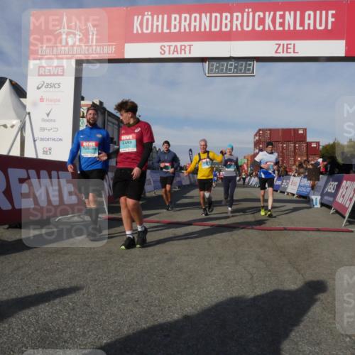 03.10.2025 - Köhlbrandbrückenlauf Matties Gatica Varas http://msf.ph/oto/9168827 03.10.2025 10:19:15 Ziel 1162, 1166, 1372, 1862, 2180, 2231, 2421, 3050, 3051, 3108, 3133, 3505, 3506, 3676, 3732 meine-sportfotos.de