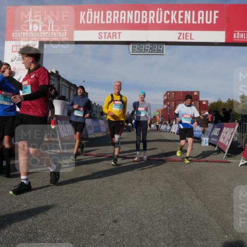 03.10.2025 - Köhlbrandbrückenlauf Matties Gatica Varas http://msf.ph/oto/9168829 03.10.2025 10:19:16 Ziel 1162, 1372, 1862, 2180, 2231, 2421, 2851, 2853, 3031, 3108, 3133, 3505, 3506, 3676, 3732 meine-sportfotos.de