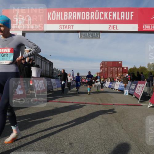 03.10.2025 - Köhlbrandbrückenlauf Matties Gatica Varas http://msf.ph/oto/9168838 03.10.2025 10:19:20 Ziel 1162, 1372, 1712, 2180, 2231, 2421, 2851, 2853, 3031, 3108, 3133, 3505, 3506, 3676, 3732 meine-sportfotos.de