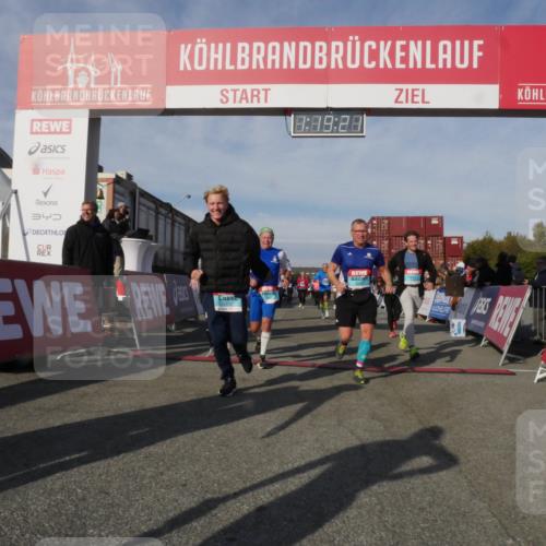 03.10.2025 - Köhlbrandbrückenlauf Matties Gatica Varas http://msf.ph/oto/9168842 03.10.2025 10:19:22 Ziel 1162, 1372, 1712, 2180, 2231, 2421, 2851, 2853, 3031, 3108, 3133, 3505, 3506, 3676, 3732, 3828 meine-sportfotos.de