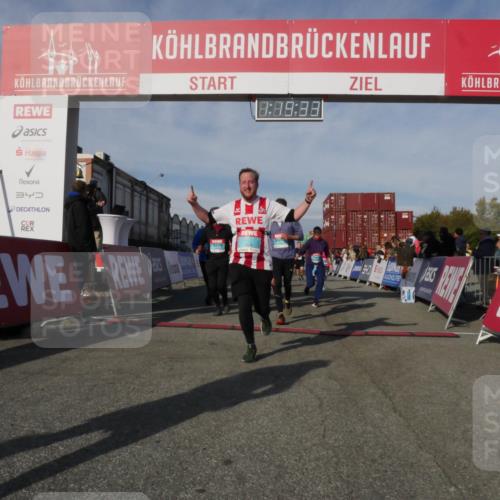 03.10.2025 - Köhlbrandbrückenlauf Matties Gatica Varas http://msf.ph/oto/9168868 03.10.2025 10:19:35 Ziel 1310, 1502, 1531, 1556, 1690, 1803, 1859, 1995, 2885, 2886, 2949, 3239, 3489, 3558, 3786, 3815 meine-sportfotos.de