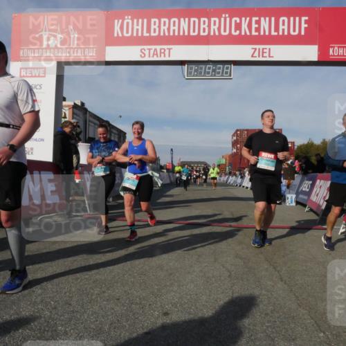 03.10.2025 - Köhlbrandbrückenlauf Matties Gatica Varas http://msf.ph/oto/9168879 03.10.2025 10:19:40 Ziel 1124, 1287, 1687, 1725, 1810, 1859, 1866, 1995, 2435, 2500, 2949, 3489, 3786 meine-sportfotos.de