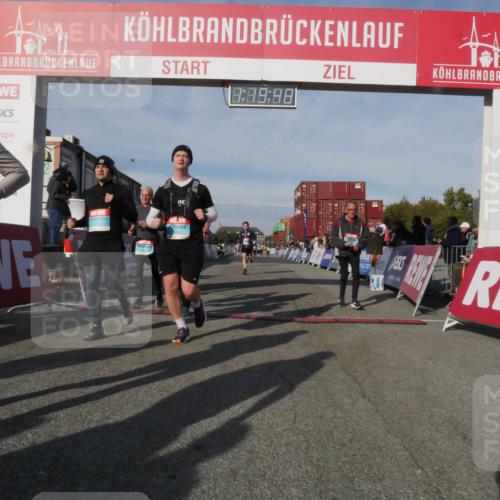 03.10.2025 - Köhlbrandbrückenlauf Matties Gatica Varas http://msf.ph/oto/9168898 03.10.2025 10:19:50 Ziel 1124, 1287, 1479, 1687, 1725, 1884, 2500, 3796 meine-sportfotos.de