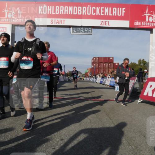03.10.2025 - Köhlbrandbrückenlauf Matties Gatica Varas http://msf.ph/oto/9168900 03.10.2025 10:19:51 Ziel 1479, 1547, 1725, 1884, 2243, 2500, 3796 meine-sportfotos.de