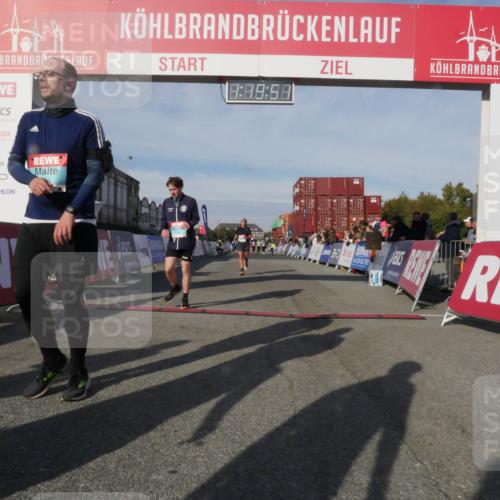 03.10.2025 - Köhlbrandbrückenlauf Matties Gatica Varas http://msf.ph/oto/9168904 03.10.2025 10:19:53 Ziel 1479, 1547, 1884, 1917, 2243, 3529, 3796 meine-sportfotos.de