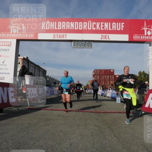 03.10.2025 - Köhlbrandbrückenlauf Matties Gatica Varas http://msf.ph/oto/9168922 03.10.2025 10:20:04 Ziel 1282, 1503, 1585, 1593, 1672, 1743, 1795, 1811, 1861, 1917, 2051, 2674, 3407, 3529, 3736, 3770, 3840 meine-sportfotos.de