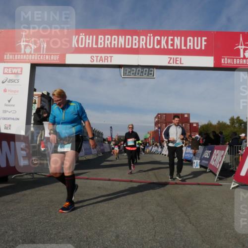 03.10.2025 - Köhlbrandbrückenlauf Matties Gatica Varas http://msf.ph/oto/9168925 03.10.2025 10:20:05 Ziel 1282, 1503, 1585, 1593, 1672, 1743, 1795, 1811, 1861, 1917, 2051, 2674, 3407, 3529, 3736, 3770, 3840 meine-sportfotos.de