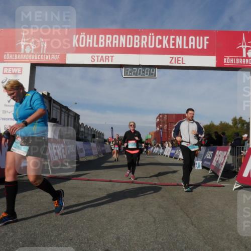 03.10.2025 - Köhlbrandbrückenlauf Matties Gatica Varas http://msf.ph/oto/9168926 03.10.2025 10:20:05 Ziel 1282, 1503, 1585, 1593, 1672, 1743, 1795, 1811, 1861, 1917, 2051, 2674, 3407, 3529, 3736, 3770, 3840 meine-sportfotos.de