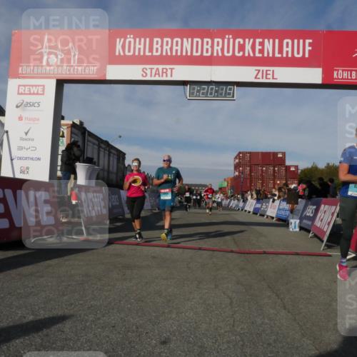 03.10.2025 - Köhlbrandbrückenlauf Matties Gatica Varas http://msf.ph/oto/9168958 03.10.2025 10:20:21 Ziel 1576, 1698, 1737, 1746, 2018, 2854, 2855, 2916, 2917, 2918, 2919, 3382, 3417, 3430, 3697 meine-sportfotos.de