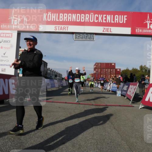 03.10.2025 - Köhlbrandbrückenlauf Matties Gatica Varas http://msf.ph/oto/9168976 03.10.2025 10:20:30 Ziel 1576, 1615, 1650, 1651, 1692, 1698, 1804, 1911, 1912, 2917, 2919, 3382, 3430, 3635, 3669 meine-sportfotos.de