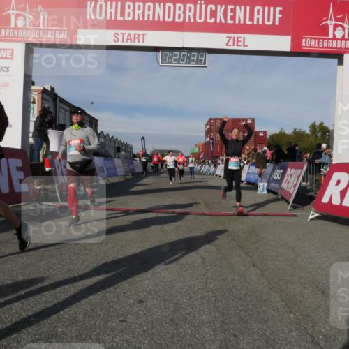 03.10.2025 - Köhlbrandbrückenlauf Matties Gatica Varas http://msf.ph/oto/9168988 03.10.2025 10:20:36 Ziel 1051, 1538, 1615, 1650, 1651, 1664, 1804, 1911, 1912, 2424, 2460, 2617, 3562, 3669 meine-sportfotos.de