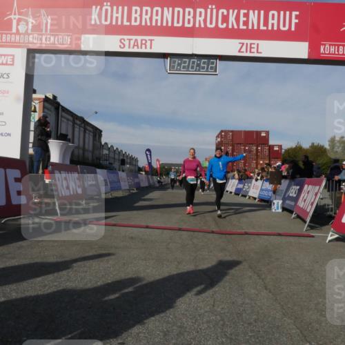 03.10.2025 - Köhlbrandbrückenlauf Matties Gatica Varas http://msf.ph/oto/9169023 03.10.2025 10:20:54 Ziel 1561, 1562, 1618, 1971, 2012, 2033, 2128, 2817, 3030, 3617, 3636, 3783 meine-sportfotos.de