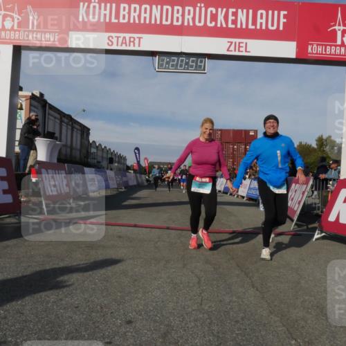 03.10.2025 - Köhlbrandbrückenlauf Matties Gatica Varas http://msf.ph/oto/9169026 03.10.2025 10:20:55 Ziel 1561, 1562, 1618, 1971, 2012, 2033, 2082, 2128, 2817, 3030, 3617, 3783 meine-sportfotos.de