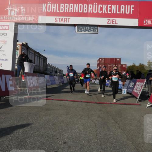 03.10.2025 - Köhlbrandbrückenlauf Matties Gatica Varas http://msf.ph/oto/9169033 03.10.2025 10:20:59 Ziel 1561, 1562, 1618, 1971, 2012, 2033, 2082, 2128, 2142, 2416, 2512, 2817, 2969, 2977, 2978, 3030, 3148, 3215, 3617, 3755, 3757, 3758 meine-sportfotos.de