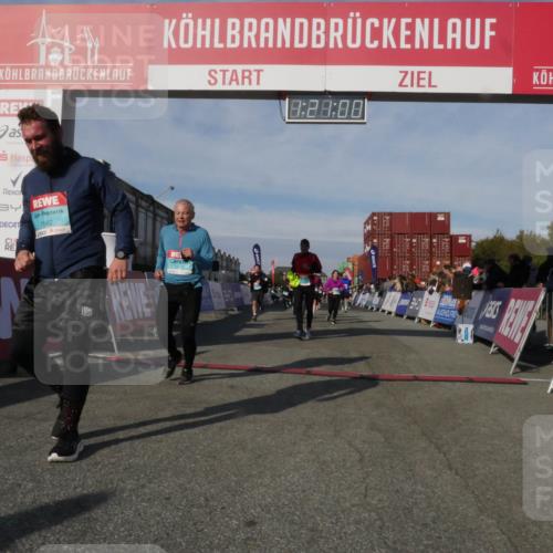 03.10.2025 - Köhlbrandbrückenlauf Matties Gatica Varas http://msf.ph/oto/9169039 03.10.2025 10:21:02 Ziel 1463, 1607, 1706, 1846, 1965, 2012, 2033, 2082, 2128, 2142, 2362, 2416, 2512, 2720, 2721, 2969, 2977, 2978, 3030, 3148, 3215, 3617, 3755, 3757, 3758, 3772 meine-sportfotos.de